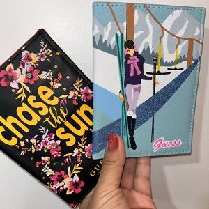 Guess Passport Holders set of (2)